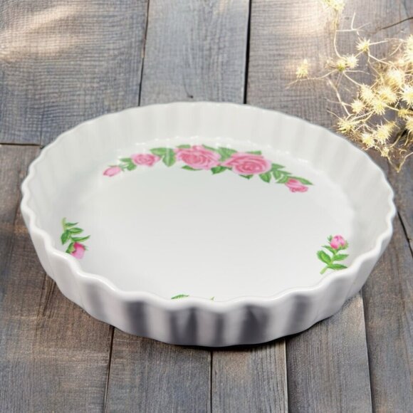 Christineholm Porcelain Rose Pattern Quiche Scalloped Baking Dish Ceramic VTG - Picture 2 of 13